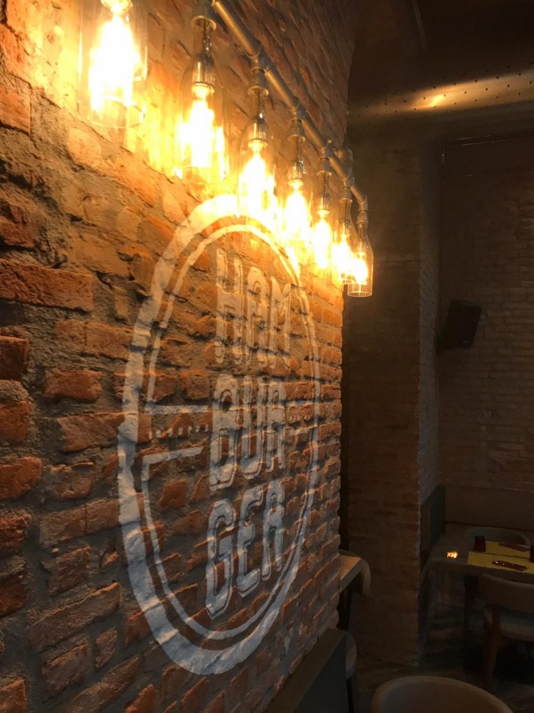 Decorazione interni zona San Siro